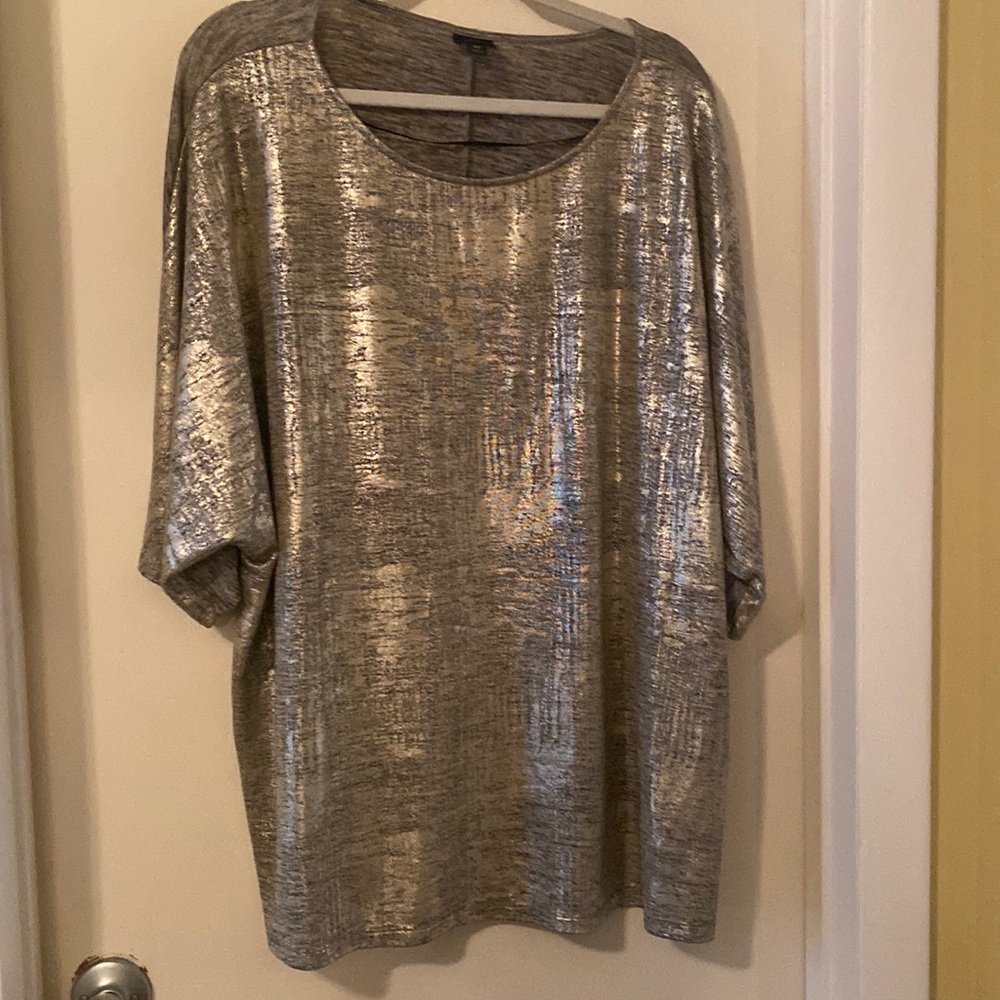 Pretty shiny silver